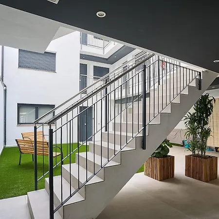 Apartment Tr3sor 11 *